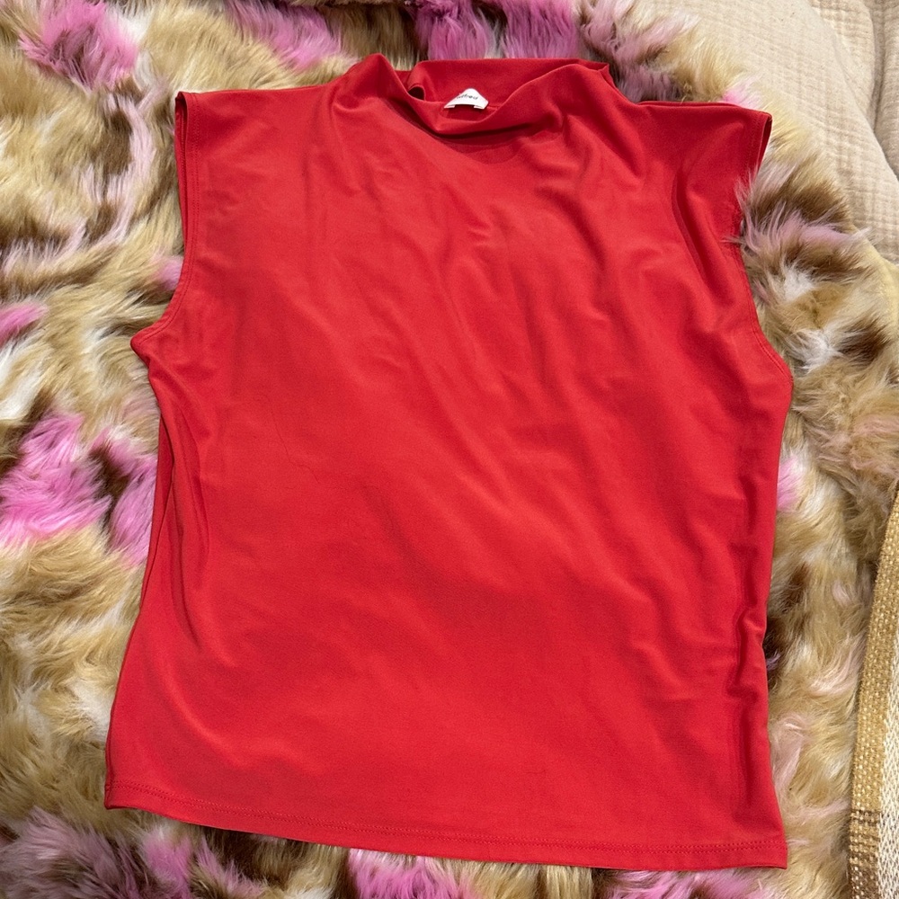 Aritzia Wilfred tank